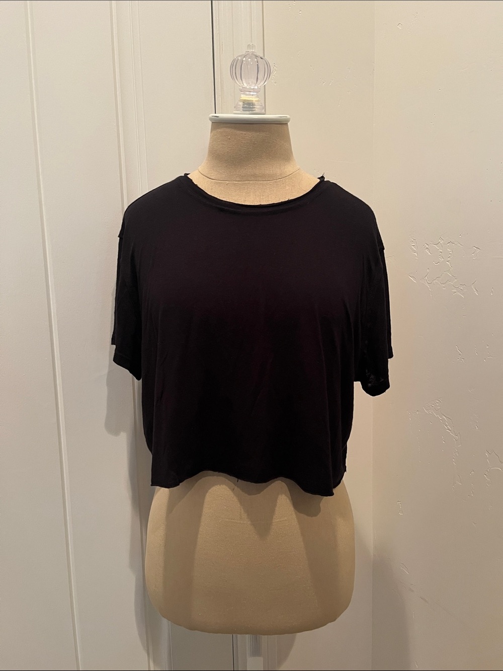 Joah Brown Women's Black Cropped T-Shirt